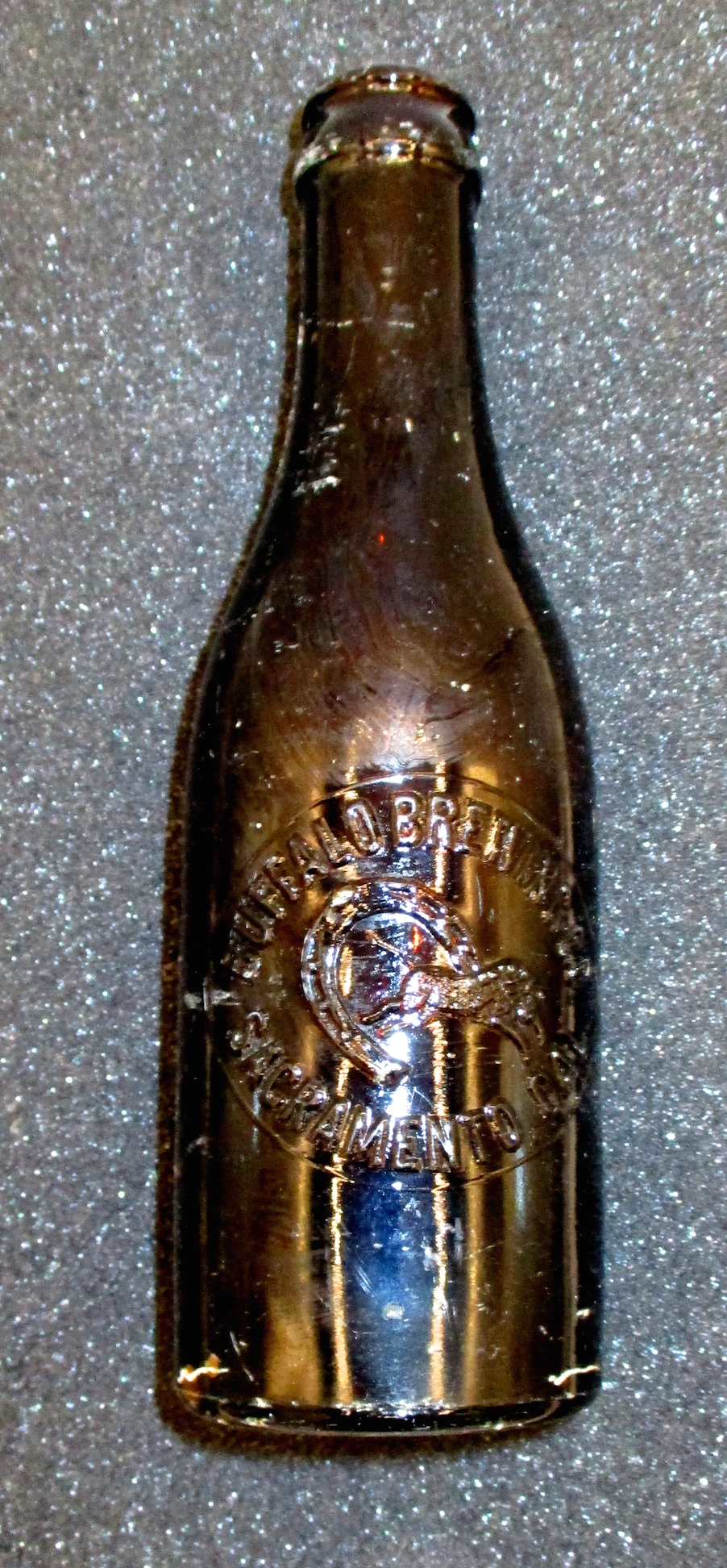 Early Buffalo Brewery (Sacramento) Beer Bottle 